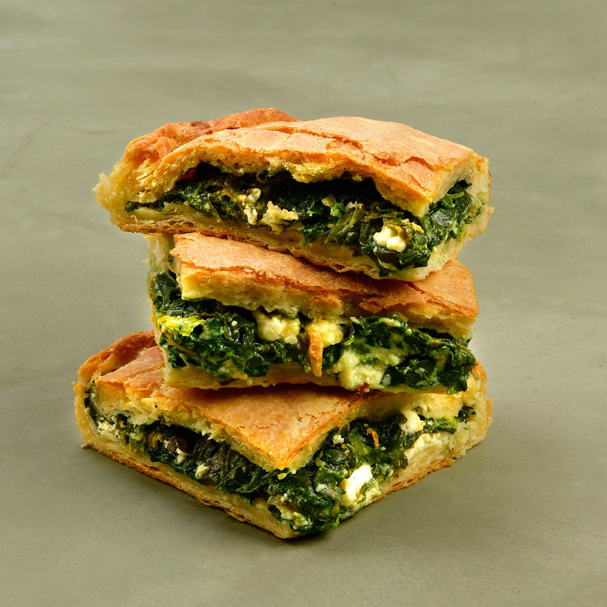 Ispanaklı Alt Üst Börek