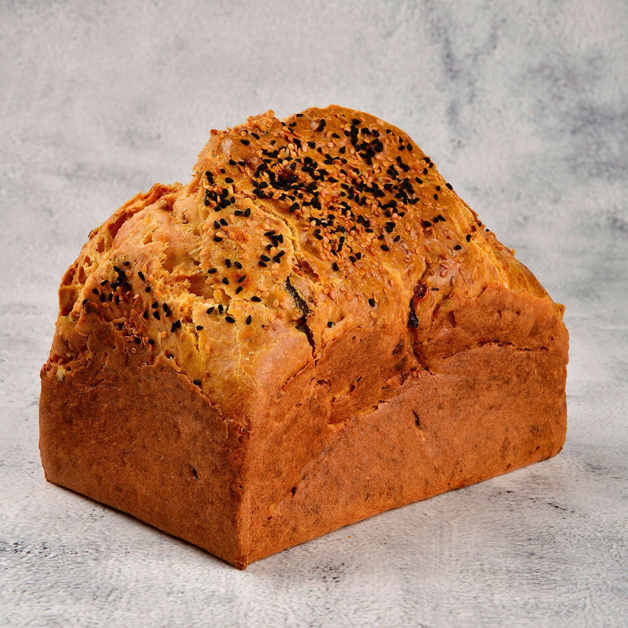 Kuru Domatesli & Fesleğenli Kek