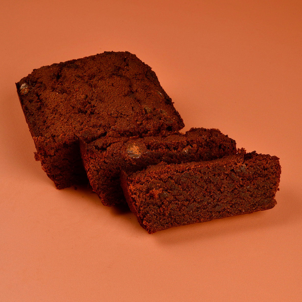 Glutensiz ve Unsuz Kakaolu & Çikolatalı Banana Bread