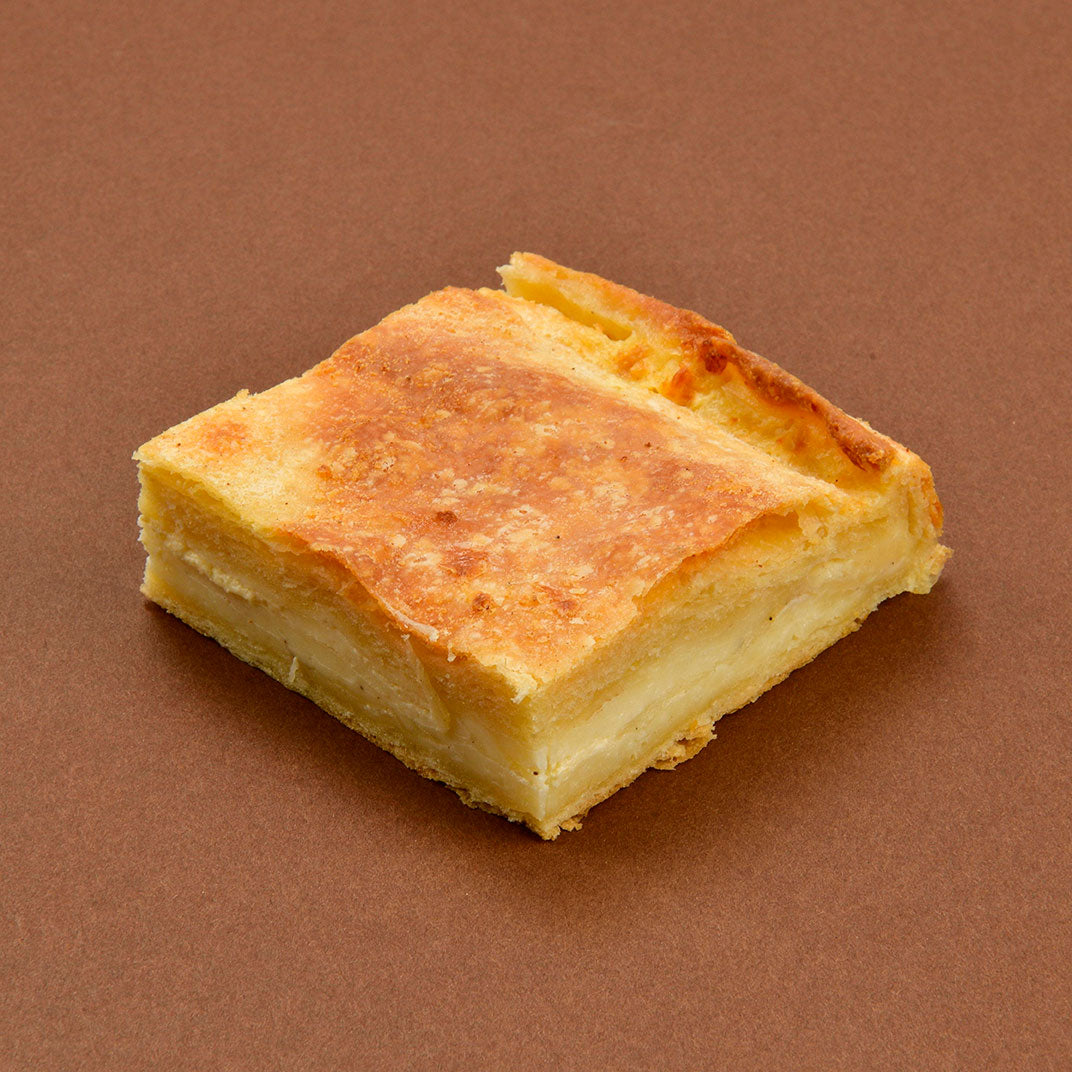 Peynirli Alt Üst Börek