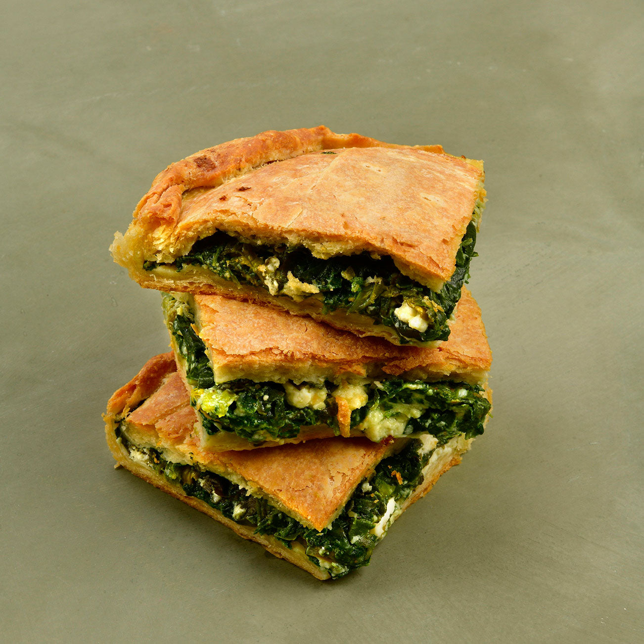 Ispanaklı Alt Üst Börek